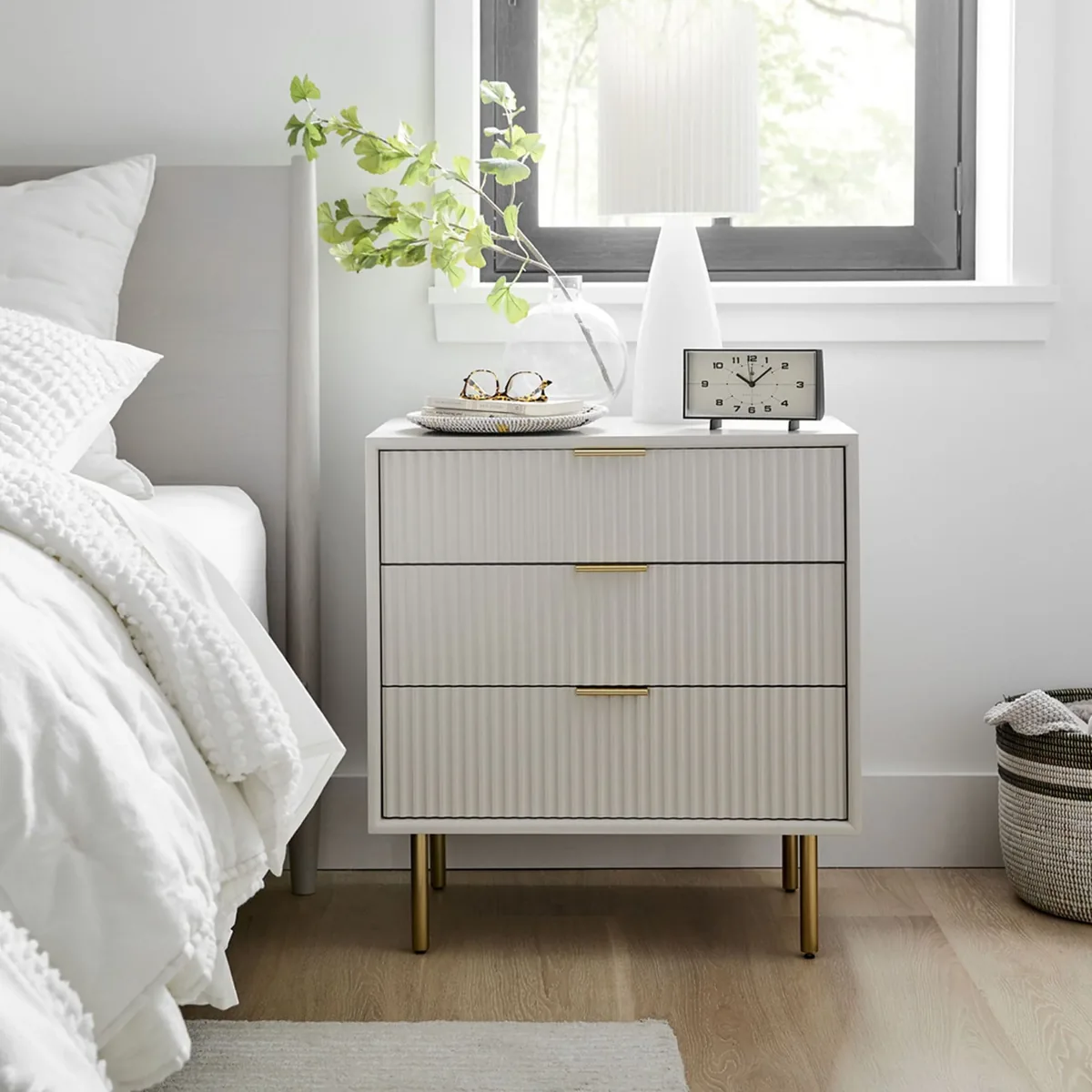 Bedside Pedestals inspiration — pedestal white